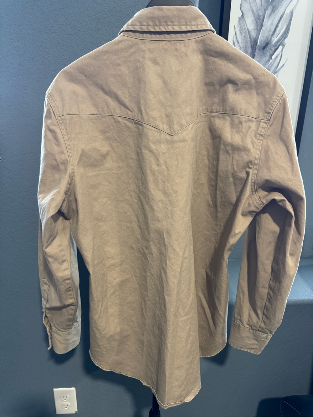 Wrangler Men's Tan Button-Front Western Shirt - Picture 3 of 9